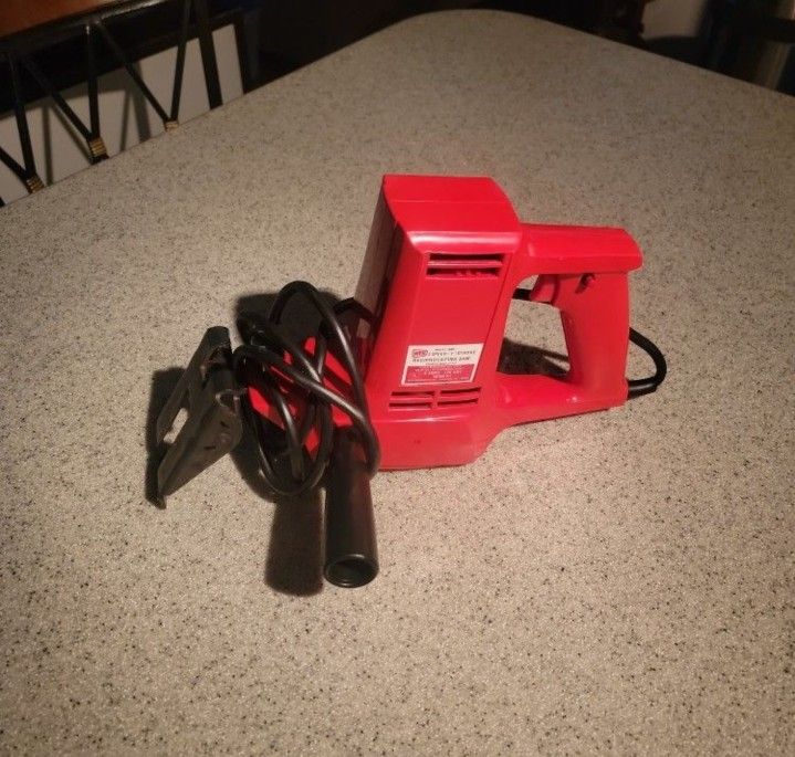 Excellent Condition Wen Two Speed Reciprocating Saw