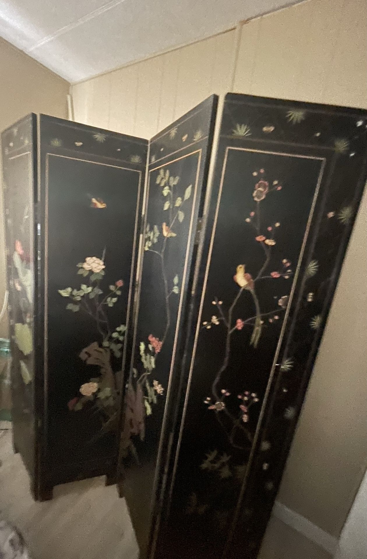 Oriental Gliding Divider
