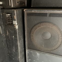 Speakers, Subwoofers, Linearrays, Amps