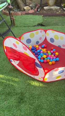 Ball pit