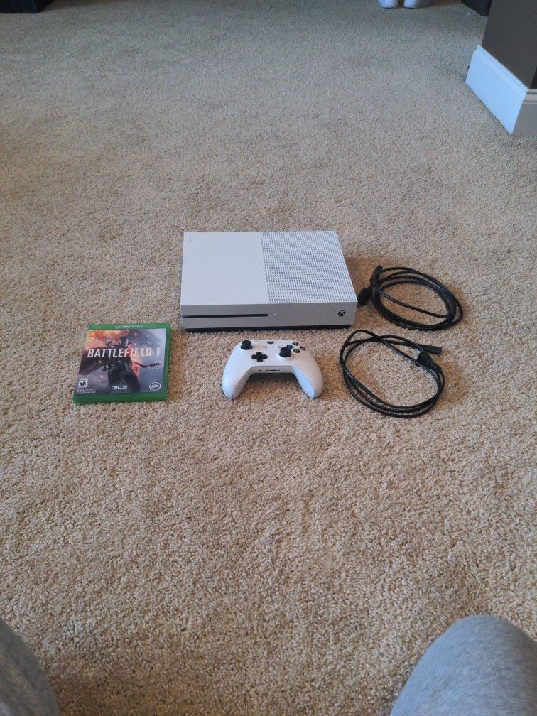 Xbox One S Bundle – Controller + Battlefield 1 + Cords – Works Great!