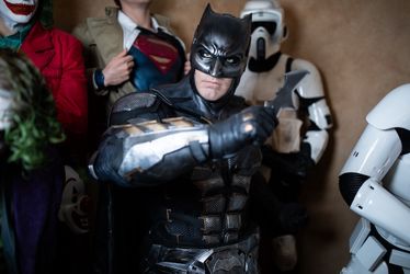Batman Life-Size Bust - Infinity Studio x Penguin Toys