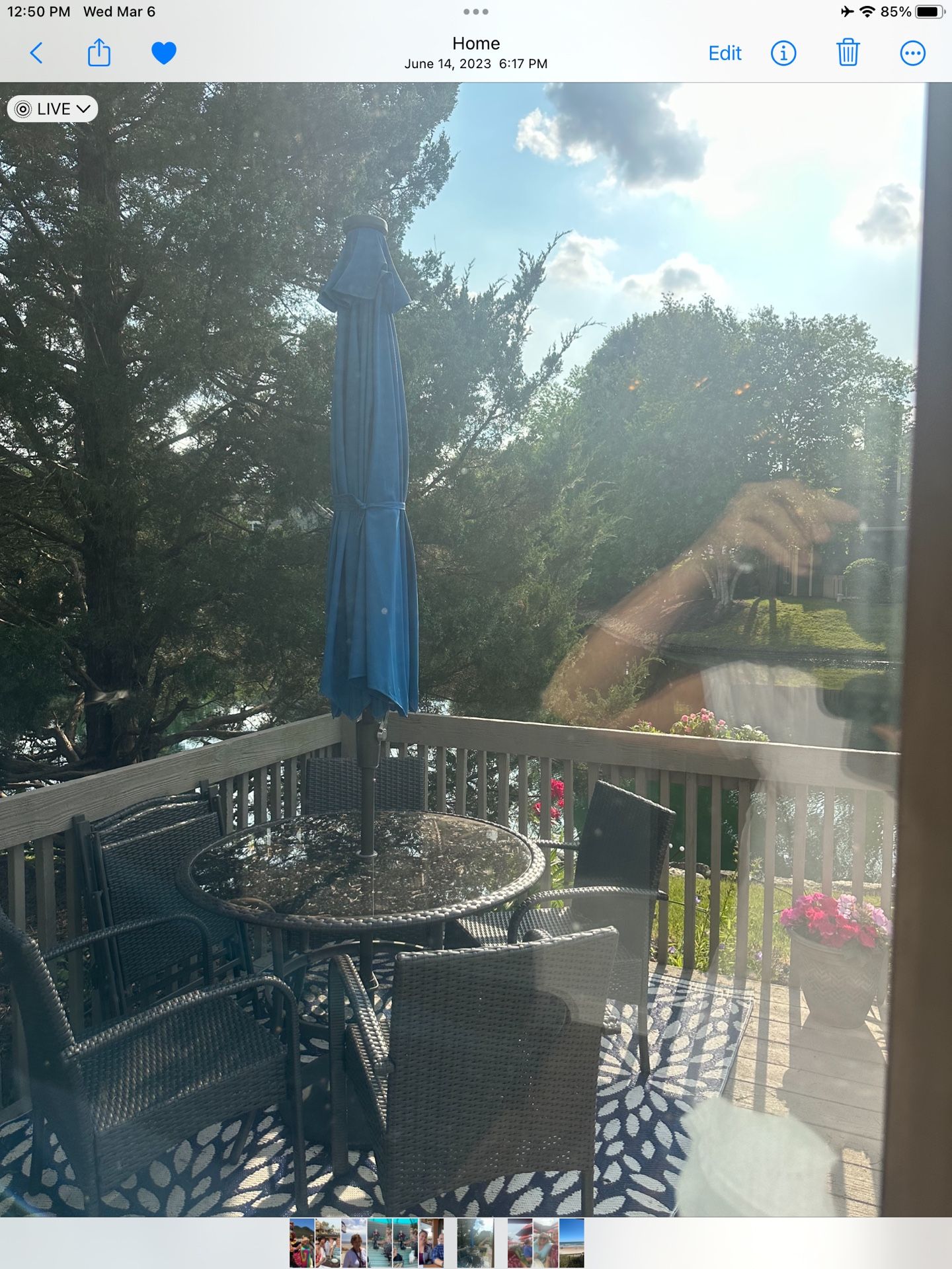 Moving.   Patio, Outdoor Table With 4 Chairs