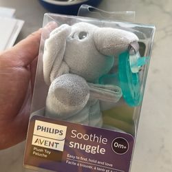 Soothie Snuggle Pacifier And Holder