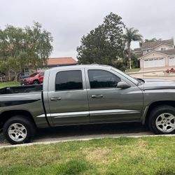 2006 Dodge Dakota