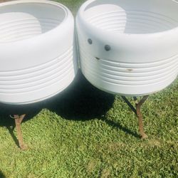 Antique  Primitive  Enemel Or Granit Was Tubs  With Trains And Steel  Lids 