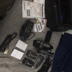 Very Nice Hand Cam Corder With Tapes Carrying Case Two Batteries Charger Paperwork Etc. Everything Goes For $80 Firm