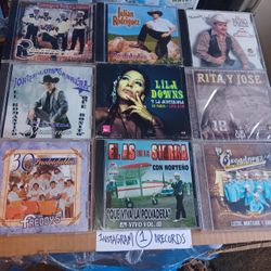 Muchos Cds De Venta $$$ 3 Por $25