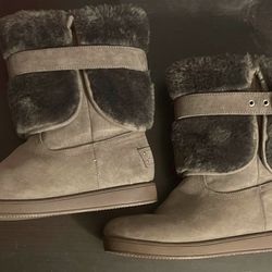 G by Guess Faux Fur Boots 81/2M