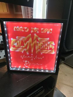 Wooden frame for vinyl records