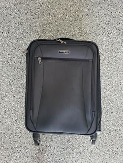 Samosonite Carry On