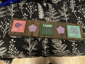 Live Laugh Love Sign 