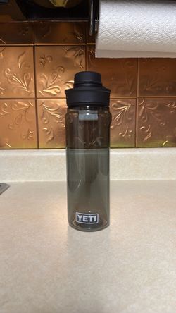 Yeti Water Bottle 25 Oz