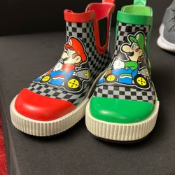Super Mario Kids Rain Boots Size  1