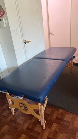 Massage table