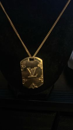 Lulu Tag necklace