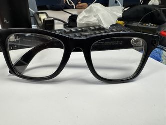 Meta Ray Bands With Leather Charging Case