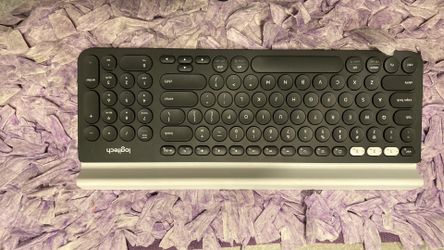 Wireless K780 Logitech Keyboard 