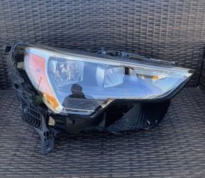 2019 2020 2021 2022 2023 2024 Audi Q3 Right Passenger Side LED Headlight OEM 83A941012B
