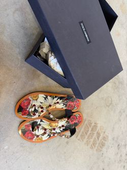 Dolce & Gabbana Floral Crystal Thong Sandals size 38