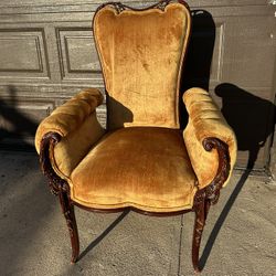 Vintage Hollywood Regency French Style Sofa Accent Chair 