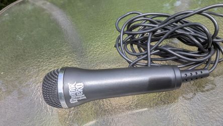 Guitar hero microphone