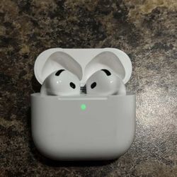 AirPods 4 