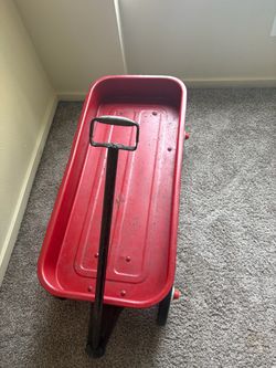 Red metal Kids Wagon with Pull Handle