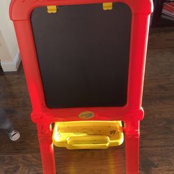 Crayola Creative Fun Double Board  