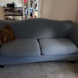 Free couch!
