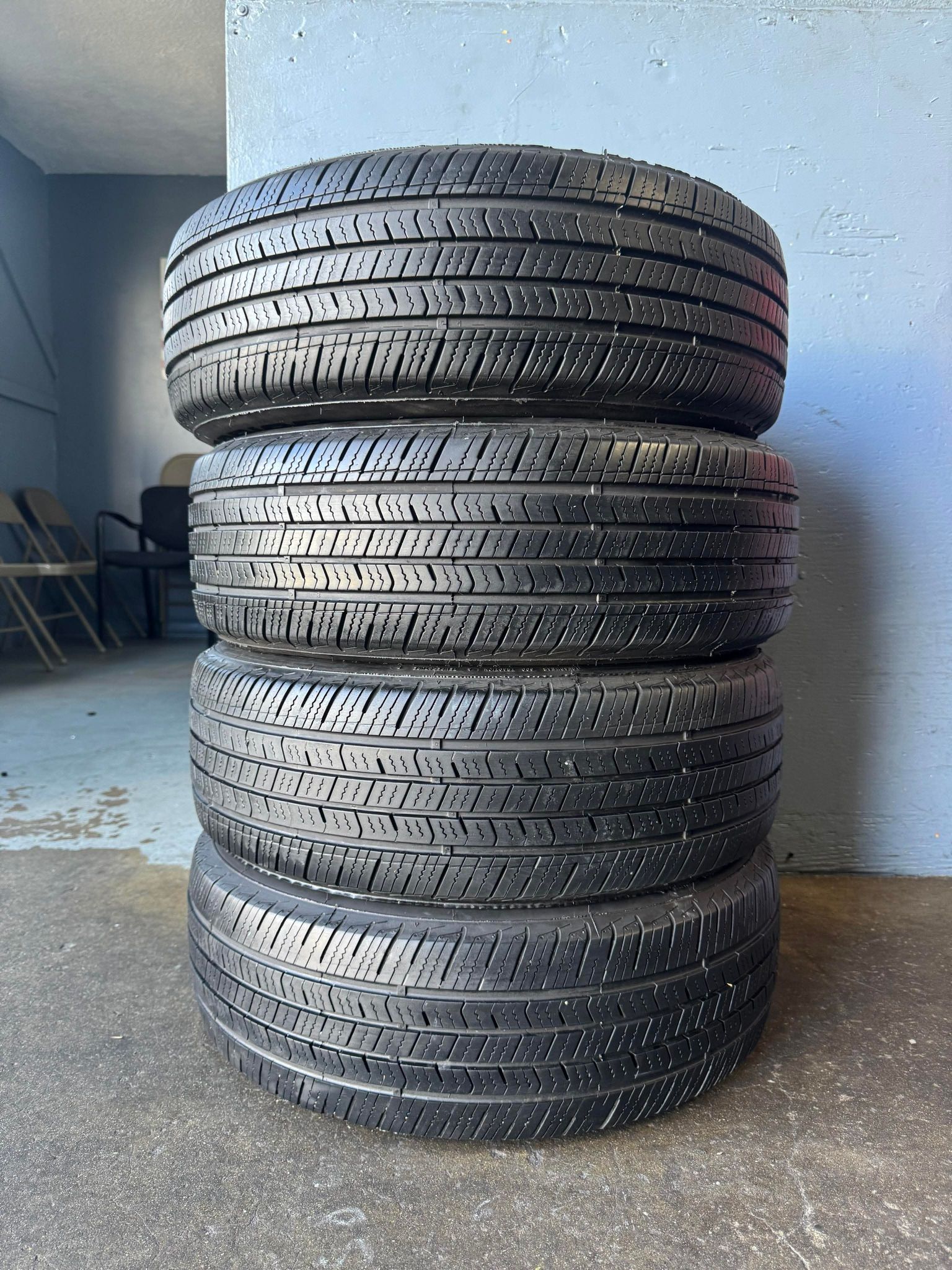 195/65/15. ARIZONIAN