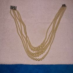 Vintage Layered Pearl Choker 