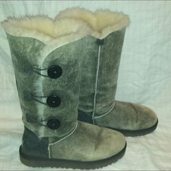 Ugg Bailey Boots Size 8