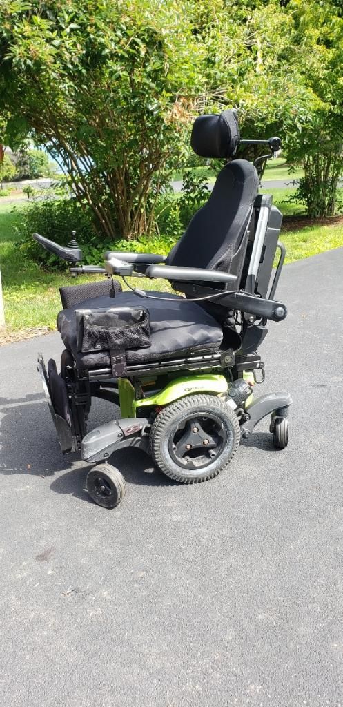 Quickie Q700M Power Wheelchair 