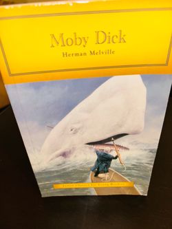 Moby Dick by Herman Melville Paperback