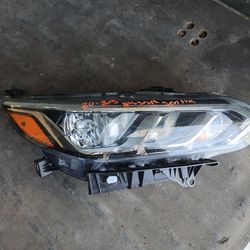 2020-2025 Nissan Sentra Headlight RH