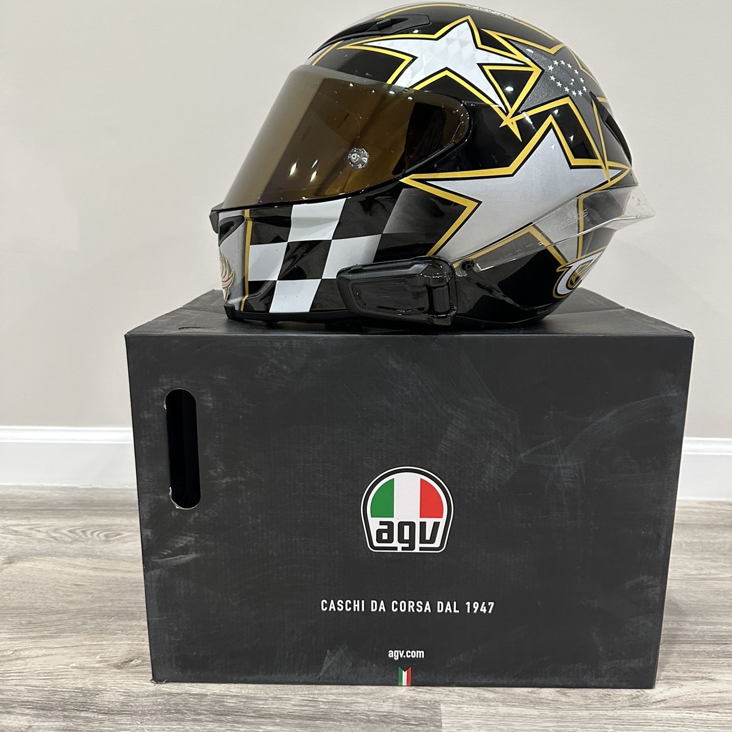 bell custom 500 helmet rsd 74 Bell Custom 500 Carbon Helmet RSD Player Matte/Gloss Black/Gold