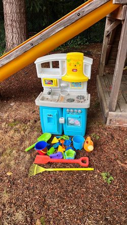 Free toys