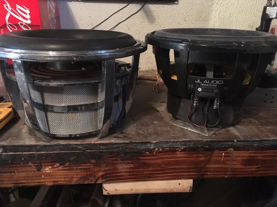 AudioBahn Linear Compression AWT12X/ Custom 4.5cu 30hz box