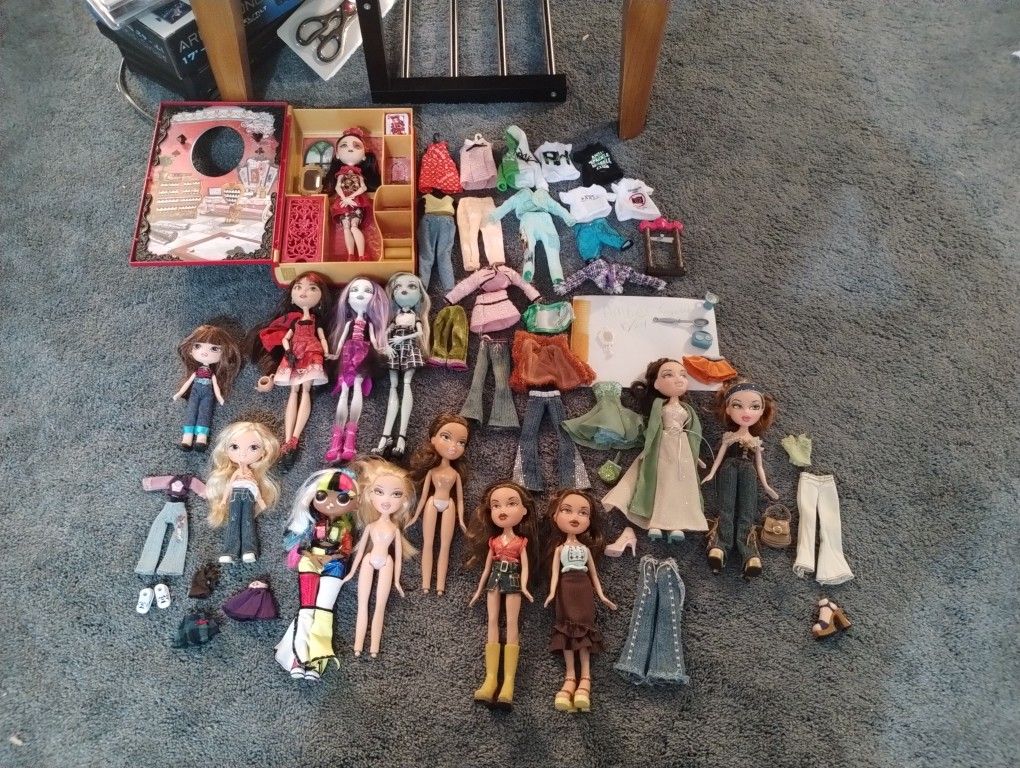 Monster High, Ever After High, Bratz