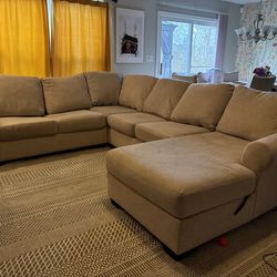 Ashley Furniture Sectional w/ 5 Seats plus Chaise