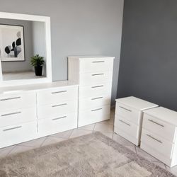 Dresser Whit Mirror , Chest And 2 Nightstands - Cómoda Con Espejo , Gavetero Y 2 Mesitas De Noche 