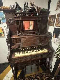 Brattleboro antique pump organ vintage 1800s