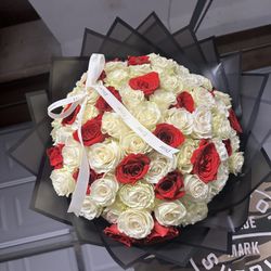 ramo| flowers| flower bouquets| bouquet| roses| valentines   