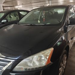 Nissan Sentra 2015 Model  $5800