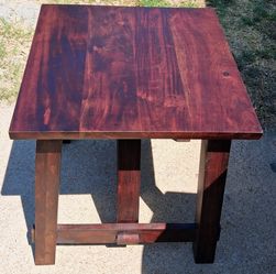 SOLID WOOD END TABLE 21 x 21 x 23 in