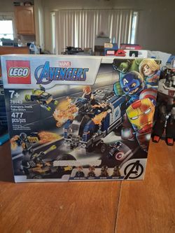 Lego Avengers armored truck takedown set brand new Factory sealed $40