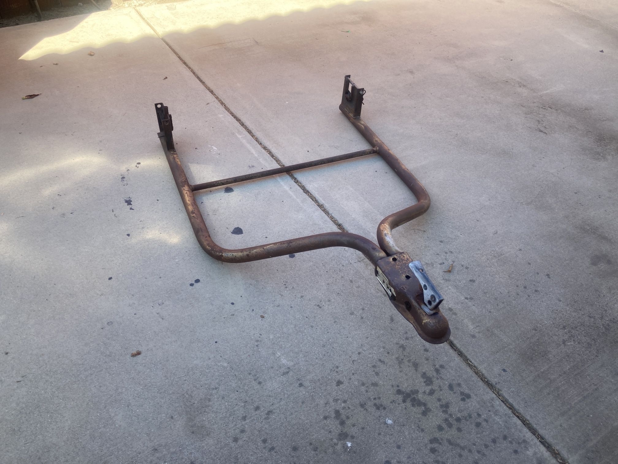 Volkswagen Tow bar