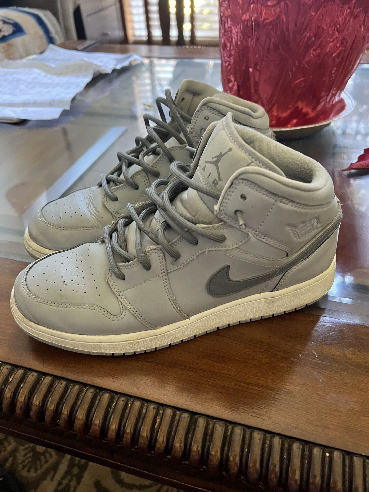 Jordan 1 Wolf Grey