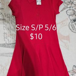 School Uniforms/Uniformes Escolares 